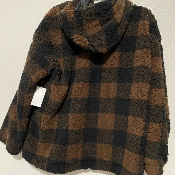 Wallflower Women’s Medium Sherpa Hooded Jacket, Brown and Black - Picture 2 of 3